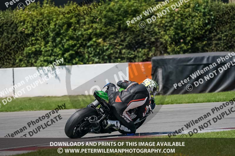 donington no limits trackday;donington park photographs;donington trackday photographs;no limits trackdays;peter wileman photography;trackday digital images;trackday photos